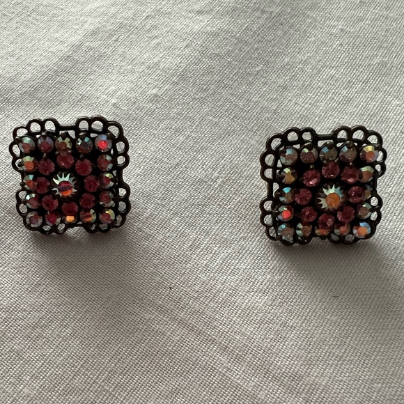 PINK/ WHITE SPARKLY STONE EARRINGS- PIERCED/ VINTAGE - Picture 1 of 5